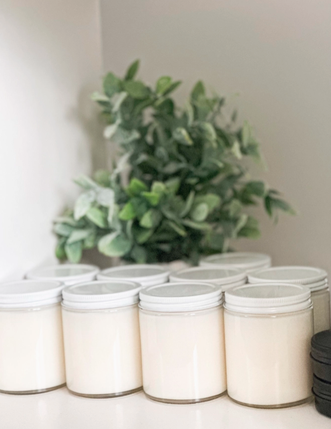 Organic Hand-Poured 8oz Soy Candle - French Lavender