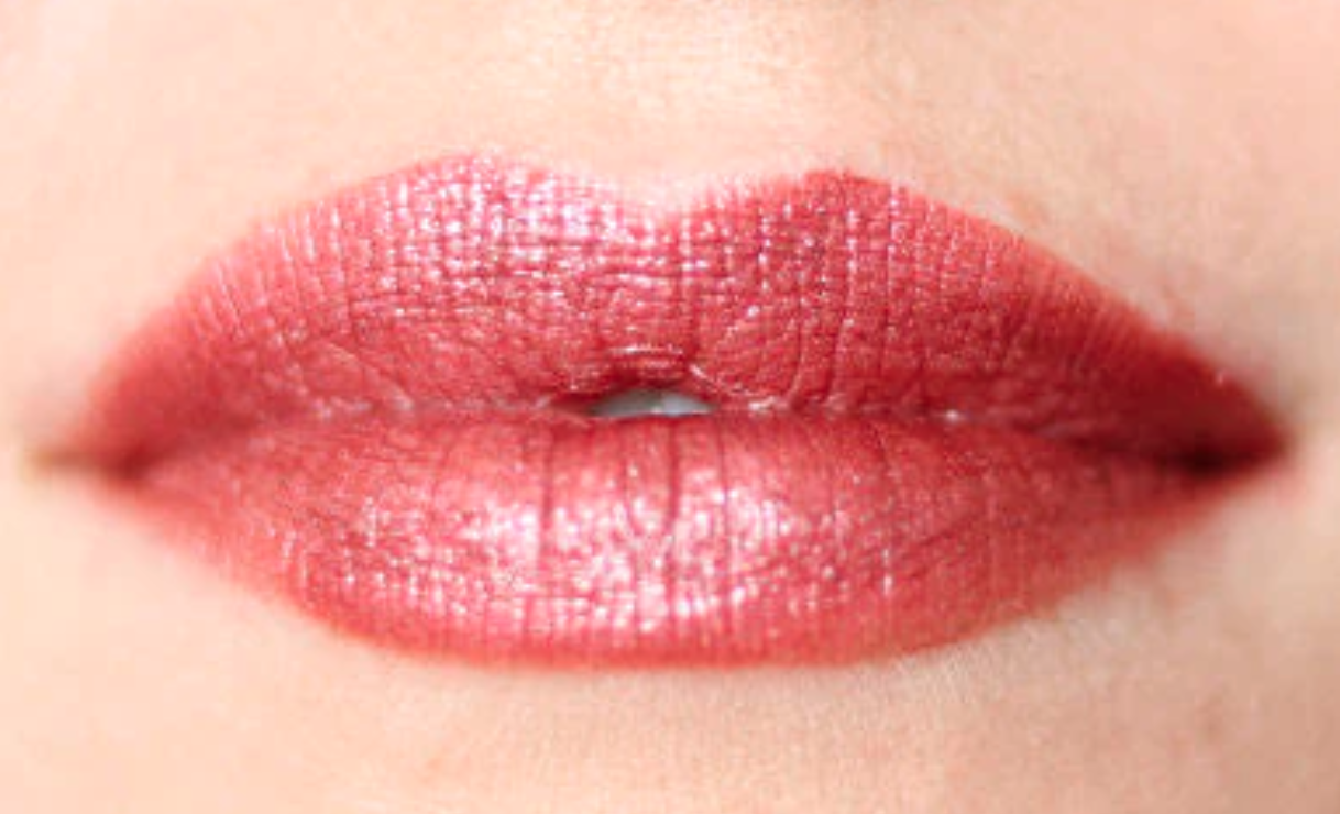 Petal Perfect Lipstick - Sugar Plum - 4g (Pure Anada)