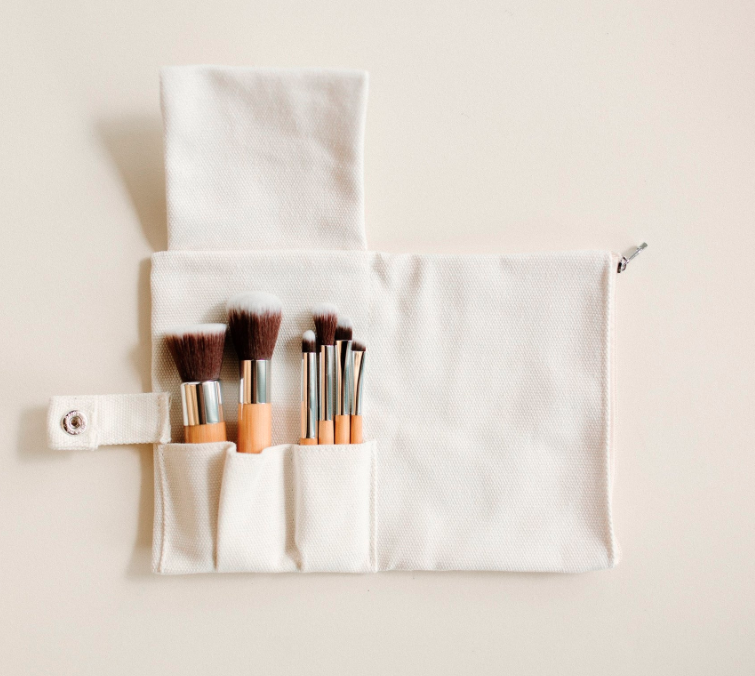 Travel Size Vegan Makeup Brush Set (Pure Anada)